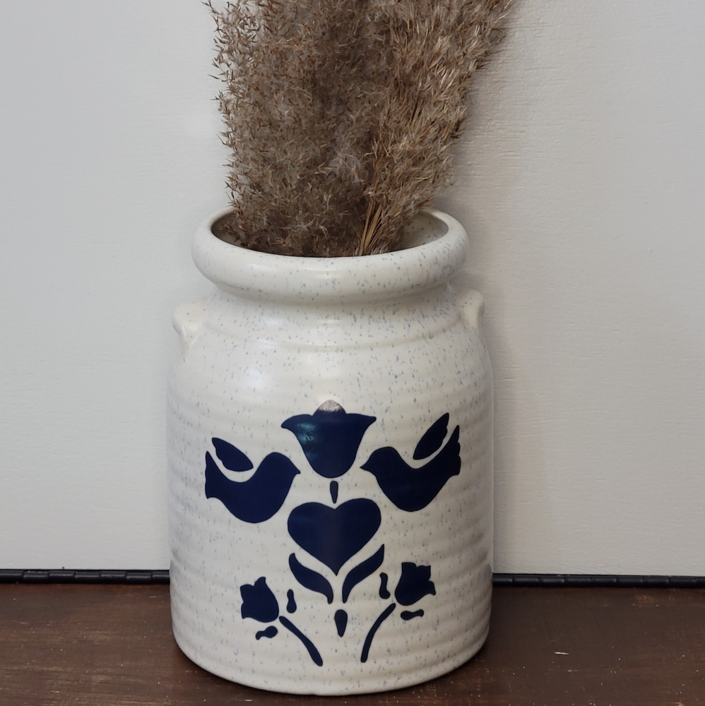 🌵Vintage Crock White & Blue w bird & heart design - Picture 2 of 11